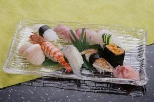 割烹・鮨　塩谷